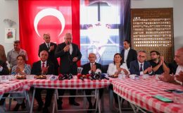 CHP Genel Başkanı Kılıçdaroğlu, şoför esnafı ile bir araya geldi