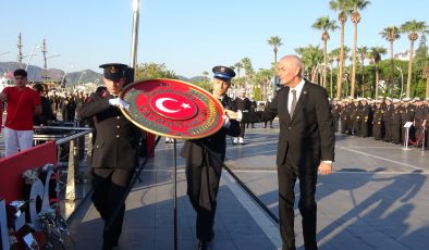 Marmaris’te 10 Kasım Atatürk’ü Anma Günü programı gerçekleştirildi