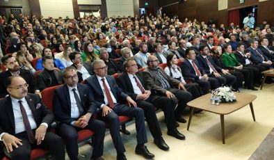 AK Parti Uşak İl Başkanlığında Milletvekili Aday Adayları Tanıtım Programı Gerçekleşti