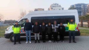 Otoyol jandarmasından kaçamadılar