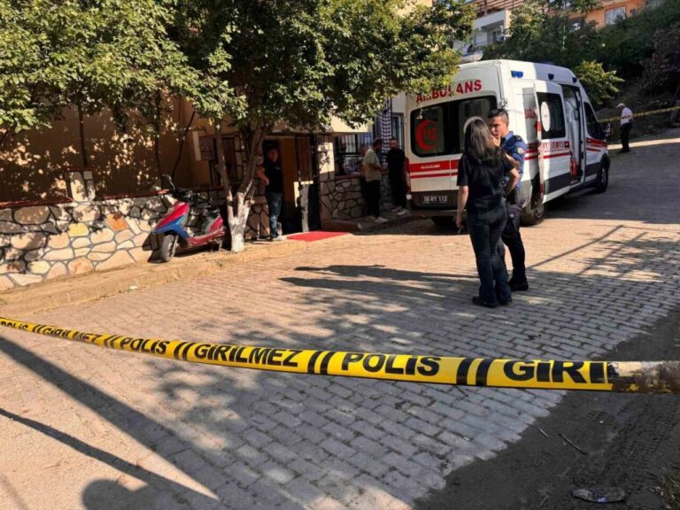 Aydın’da 18 yaşındaki genç babasının beylik tabancası ile kendini vurdu