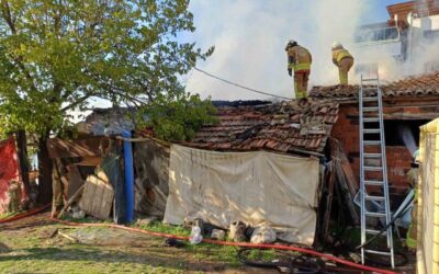 Metruk binada çıkan yangın korkuttu